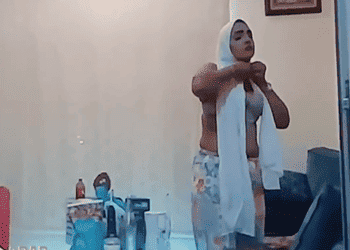 ,طالبة ,خليجية ,تبيع ,جسدها ,مقابل ,المال ,تمتع ,زب ,رجل ,اعمال ,رجل اعمال ,مقابل المال ,سكس خليجي ,سكس ,xnxx ,سكس مصري ,سكس عربي ,اباحية ,أفلام سكس