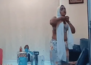 ,طالبة ,خليجية ,تبيع ,جسدها ,مقابل ,المال ,تمتع ,زب ,رجل ,اعمال ,رجل اعمال ,مقابل المال ,سكس خليجي ,سكس ,xnxx ,سكس مصري ,سكس عربي ,اباحية ,أفلام سكس