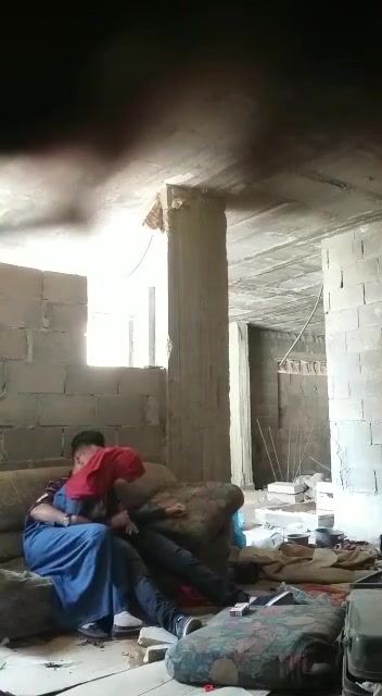 فتاة محجبة ترضع الزب وتتناك في مكان مهجور. جندي ينيك محجبة في مكان مهجور. سكس ... شرموطة محجبة تتناك من الدكتور في بيته ويفشخ كسها نيك. اسخن جنس