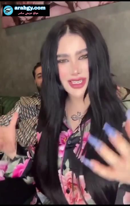 انجي خوري تحفف كسها الاحمر الهايج علي المباشر HD جودة عالية. انجي خوري تحفف كسها الاحمر الهايج