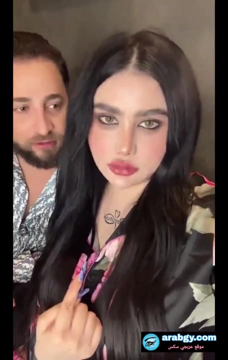 انجي خوري تحفف كسها الاحمر الهايج علي المباشر HD جودة عالية. انجي خوري تحفف كسها الاحمر الهايج