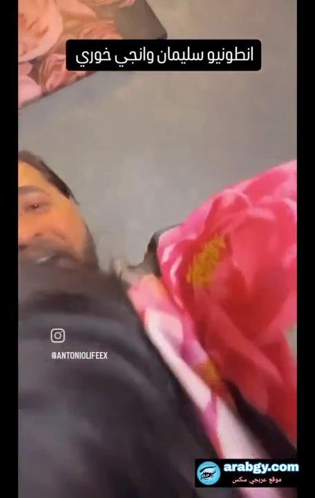 انجي خوري تحفف كسها الاحمر الهايج علي المباشر HD جودة عالية. انجي خوري تحفف كسها الاحمر الهايج