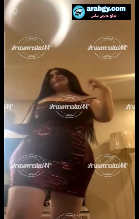 فضيحة انجى خورى انجي خوري بقميص نوم بدون اندر وظهور كسها بالغلط