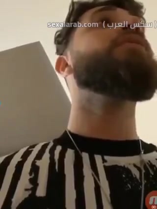 سكس عربي. انطونيو سليمان ينيج جارته بحجه اكو صوت وضجيج نيج خليجي