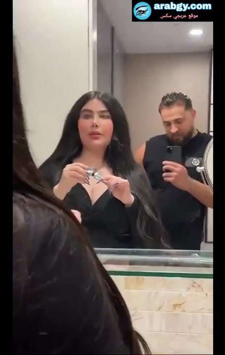 سكس انجي خوري وانطونيو سليمان يلعب بطيزها وهي تقله لاتلعب. سكس انجي خوري وانطونيو سليمان كسها حميان بعد ما تخلص رقص ينيكها في سريره